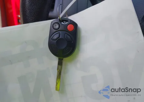 2013 Ford Focus Se z USA, uszkodzony, nr VIN 1FADP3F2XDL124682